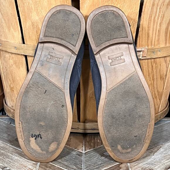 Toms Brogue Gray Suede Cap Toe Casual Lace Up Oxfords Shoes Womens Size 5.5 - Picture 10 of 11